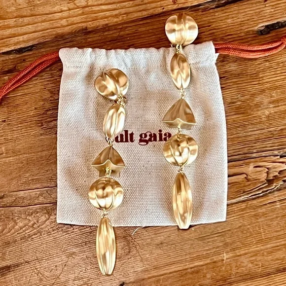 🌺🎉HP🎉🌺 NWT Cult Gaia Illene Earrings - Picture 7 of 16